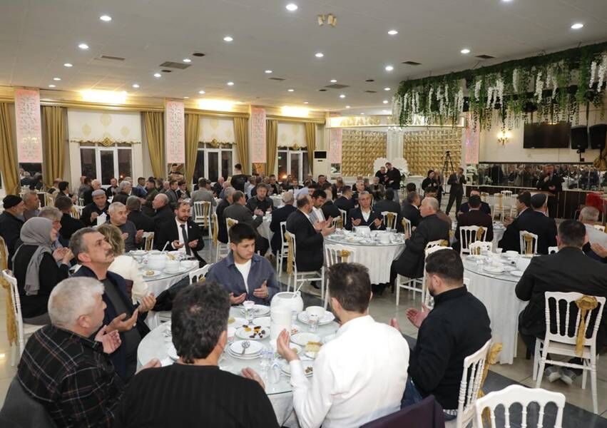 Kütahya Valisi Musa Işın Muhtarlarla Iftarda Buluştu (1)