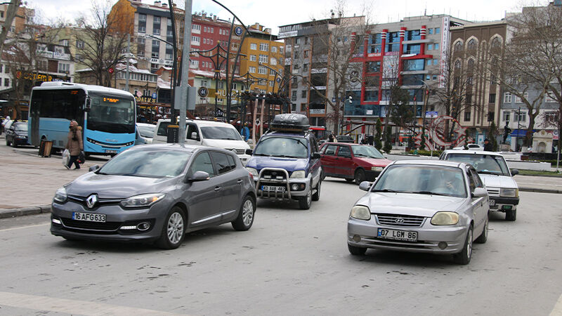 Kütahya’da Araç Sayılarında Artış “Durmak” Bilmiyor (1)