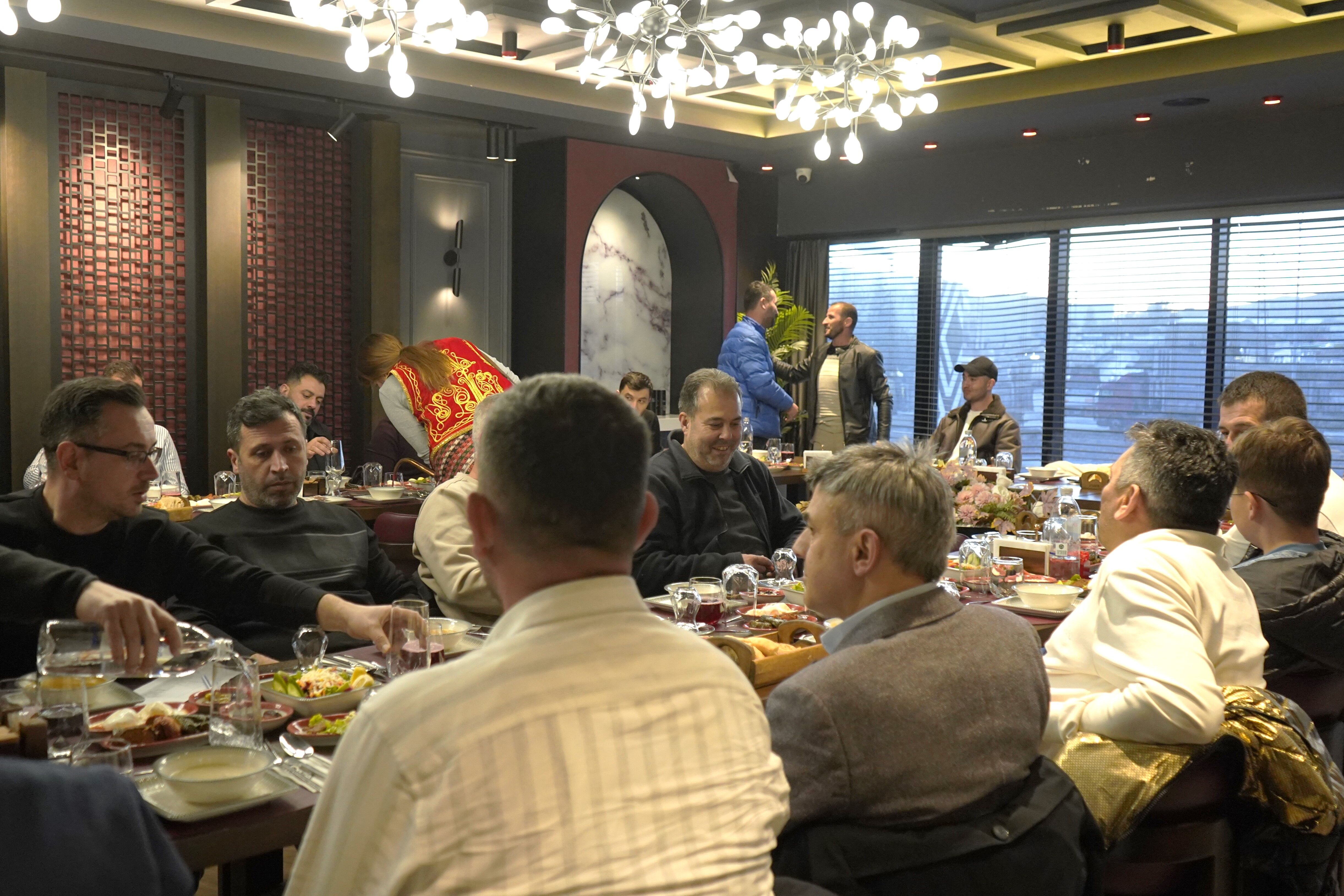 Kütahya’da Iş Insanları Küçük Metehan Için Buluştu (2)