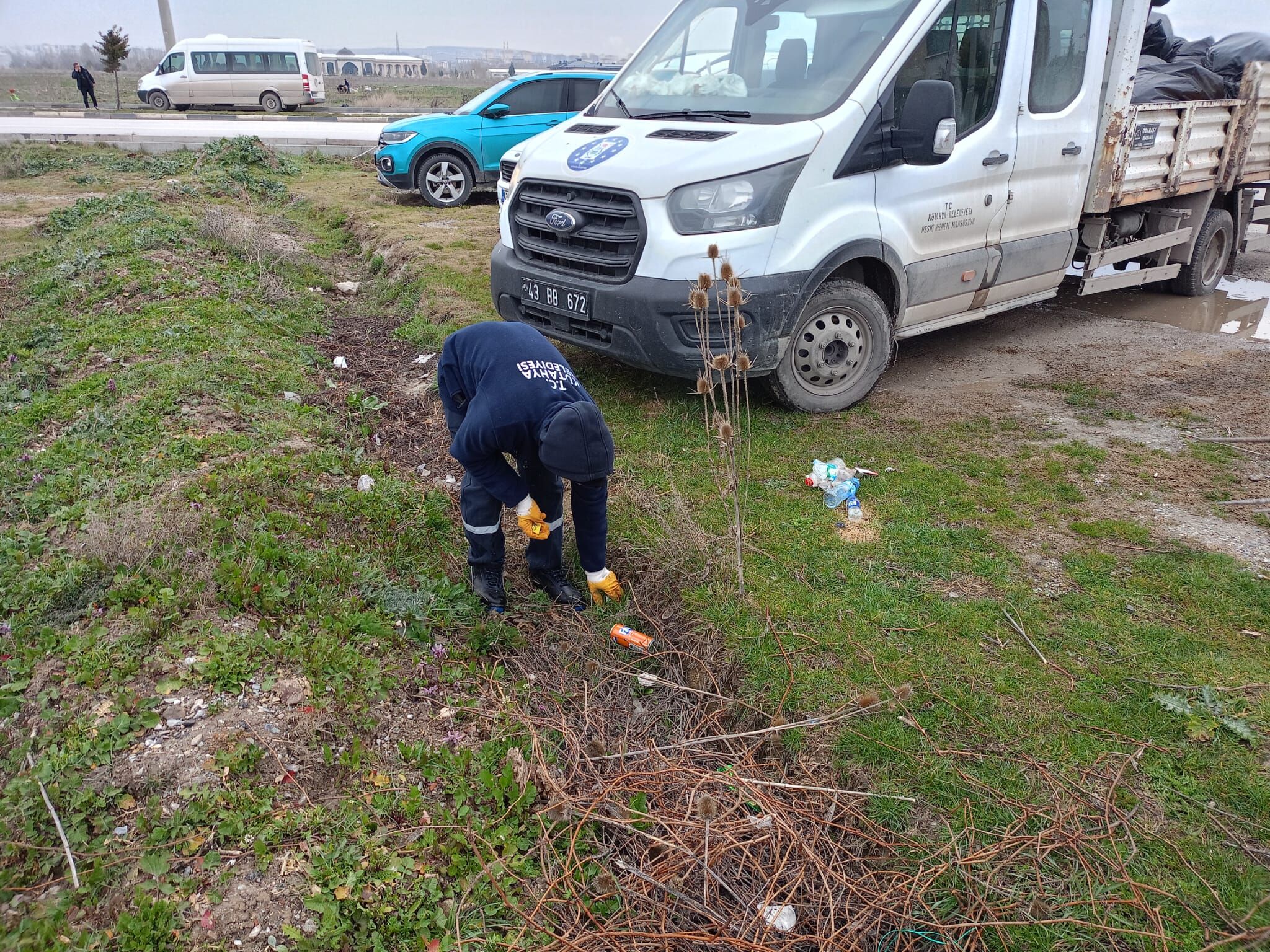 Kütahya’da Kapsamlı Çöp Temizliği Çalışması Yapıldı3