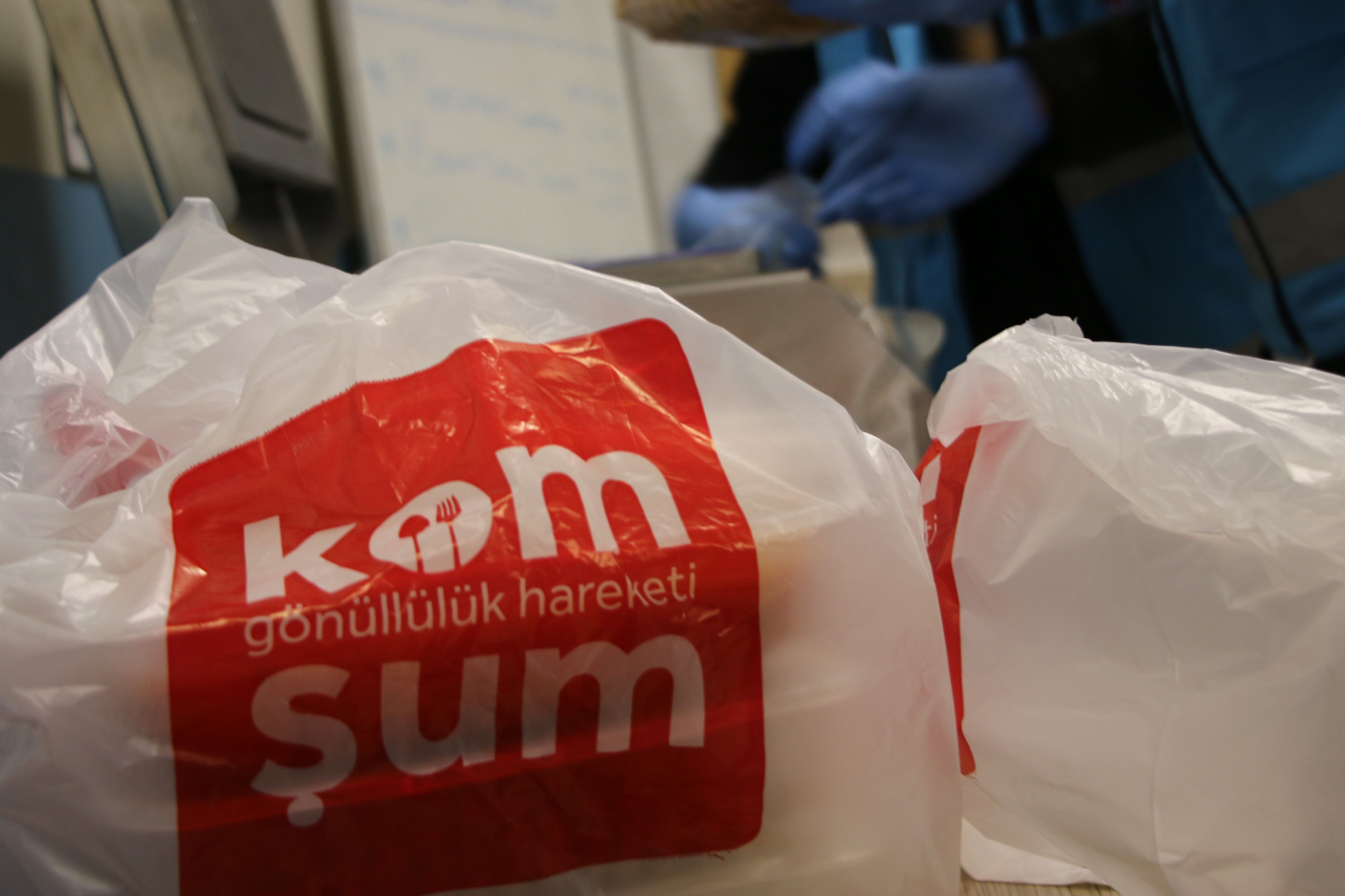 Kütahya’da “Komşum” Projesi Ihtiyaç Sahiplerini Unutmuyor (1)