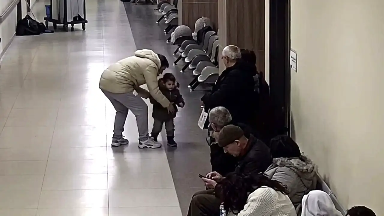 Kütahya'da Küçük Çocuk Heimlich Manevrasıyla Kurtarıldı3