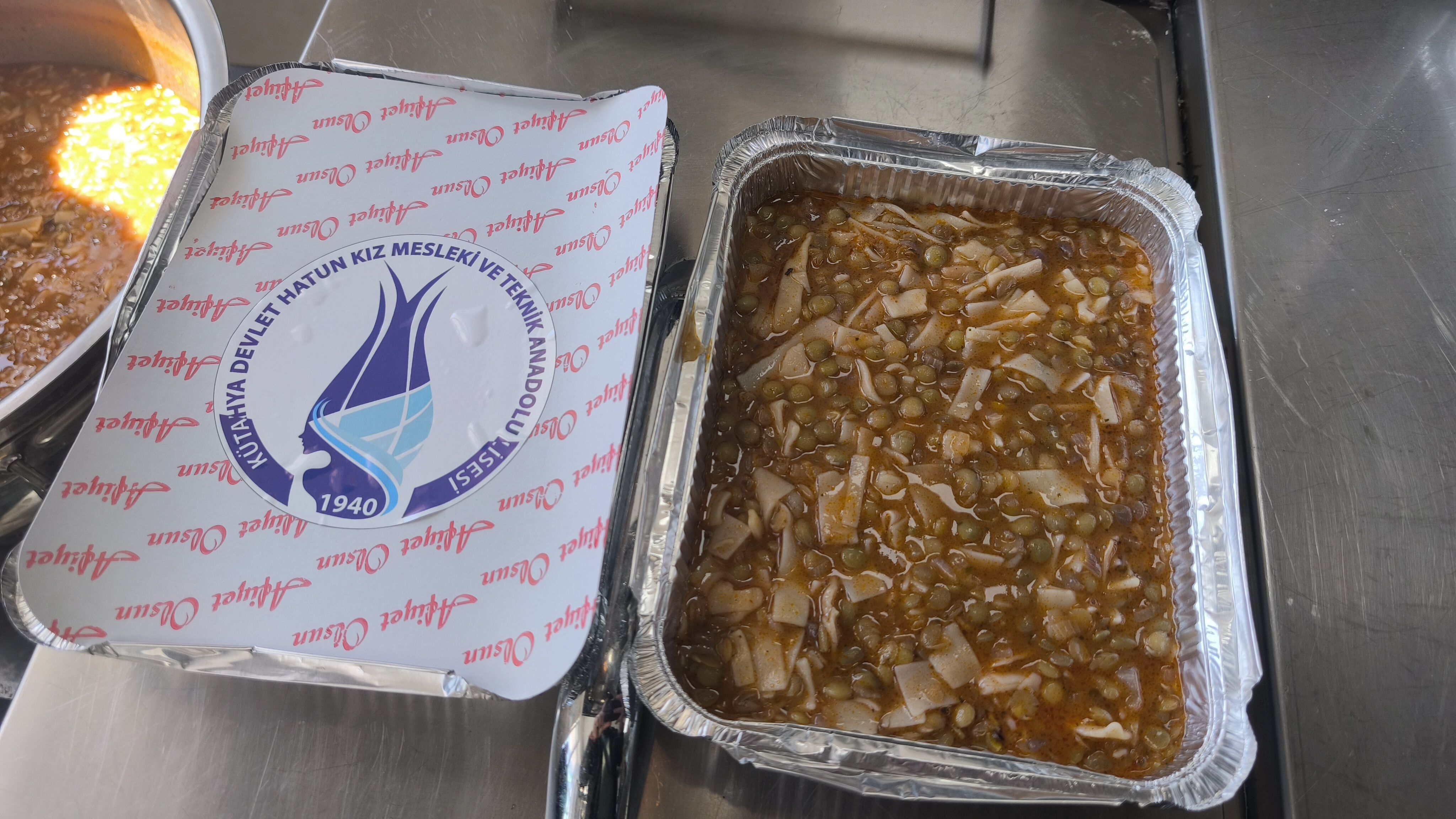 Kütahya'da Lise Öğrencilerinin Pişirdiği Yemekler, Iftar Sofralarında (3)