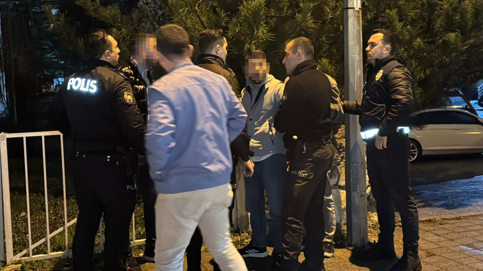 Kütahya’da Oto Boyacısına Silahlı Saldırı (3)