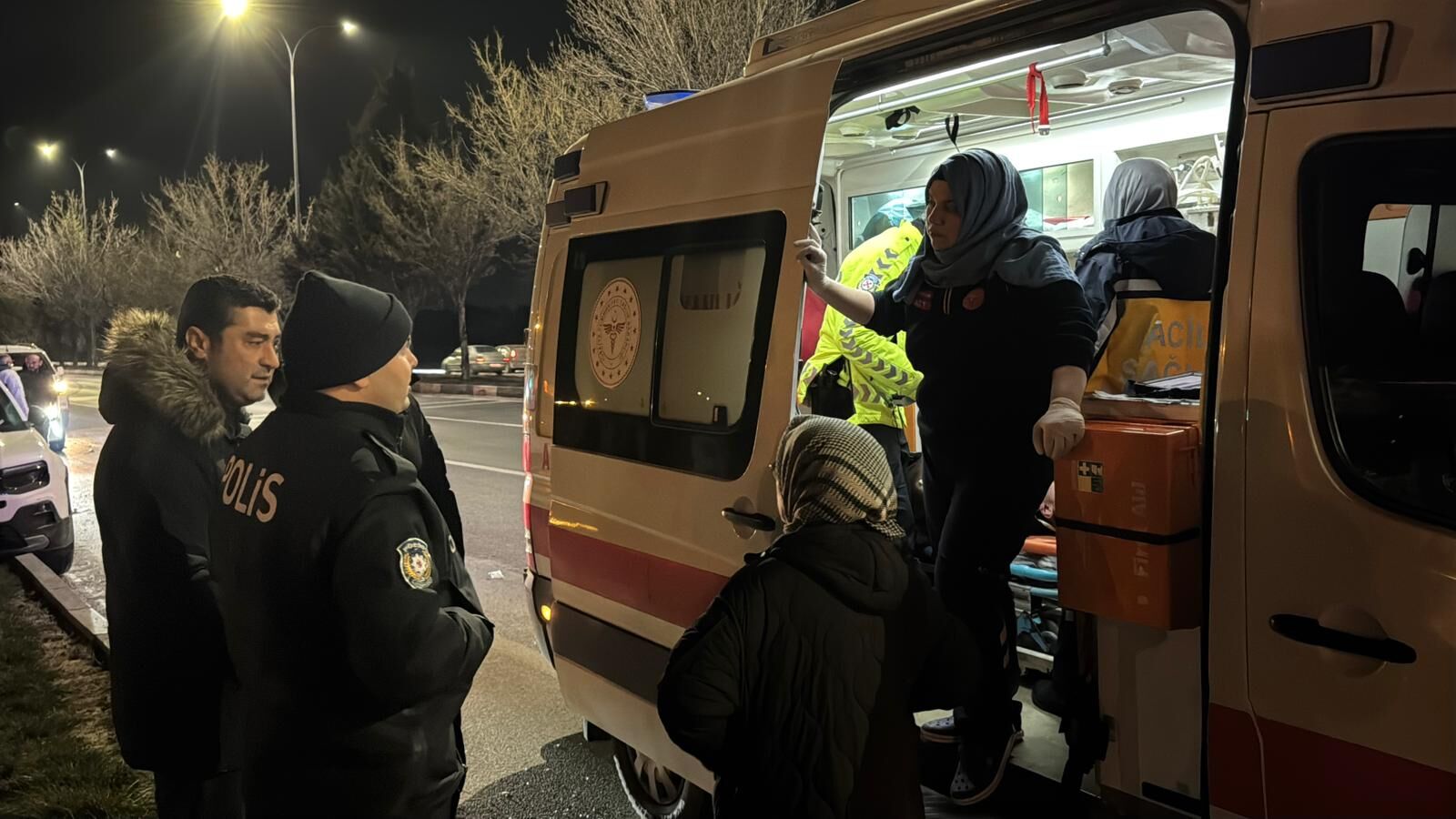 Kütahya’da Otomobil Takla Atarak Devrildi, Sürücü Yaralı (1)