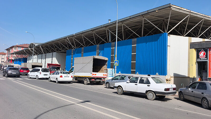 Kütahya’da Perşembe Pazarı Ön Cephesi Kapatıldı (5)