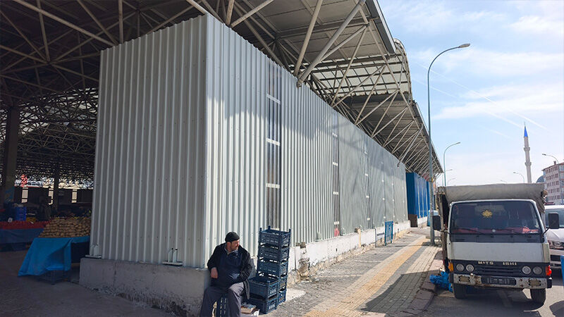 Kütahya’da Perşembe Pazarı Ön Cephesi Kapatıldı (7)