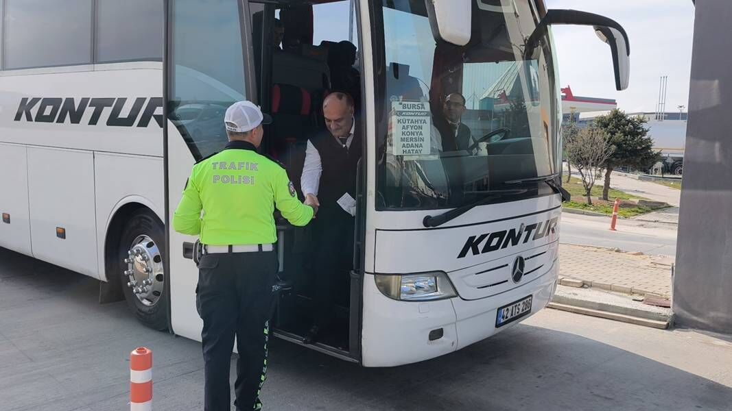 Kütahya’da Polis Ekiplerinden “Emniyet Kemeri” Uyarısı (9)