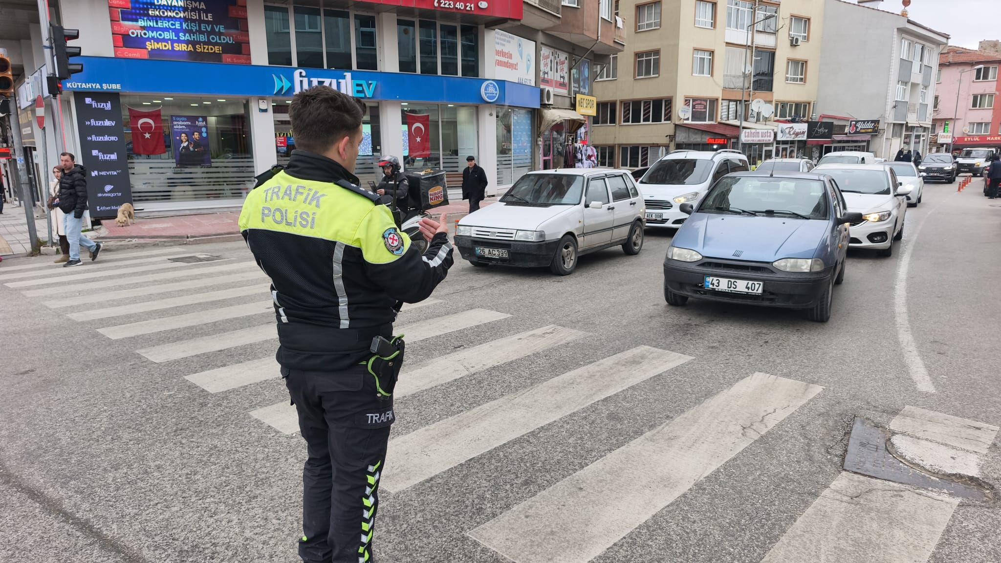 Kütahya’da Trafik Bayram Yoğunluğu Yaşandı (2)