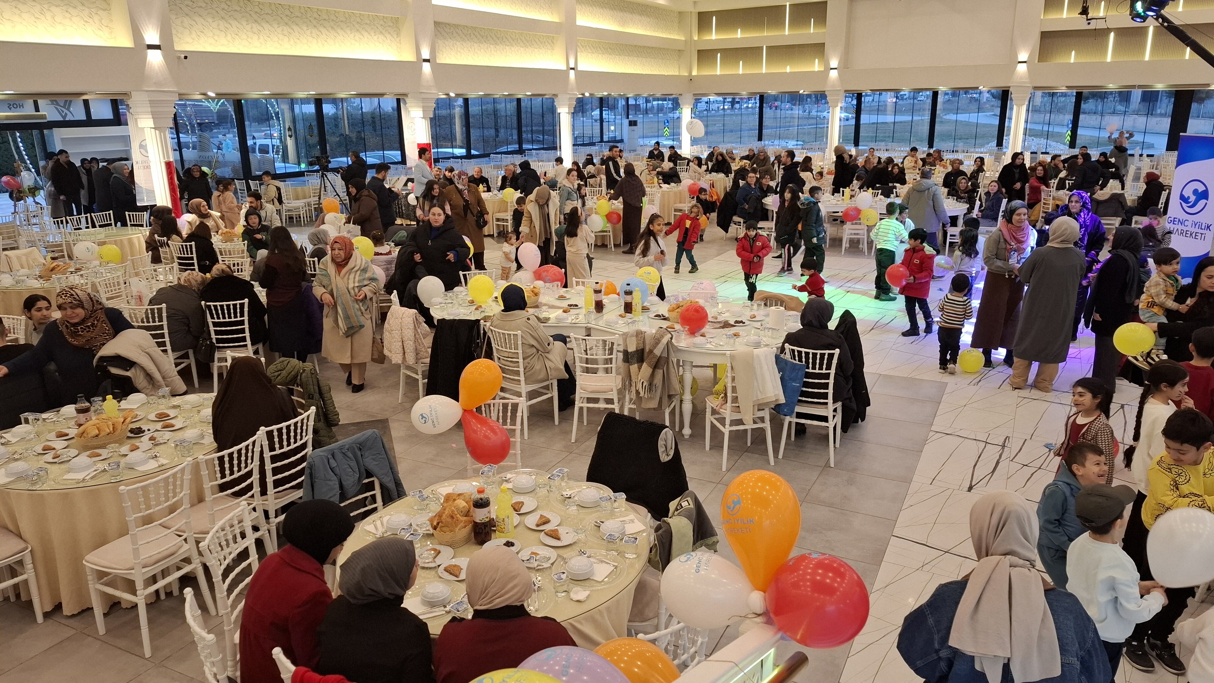 Kütahya’da Yetim Ve Dezavantajlı Çocuklar Bir Araya Geldiler (3)