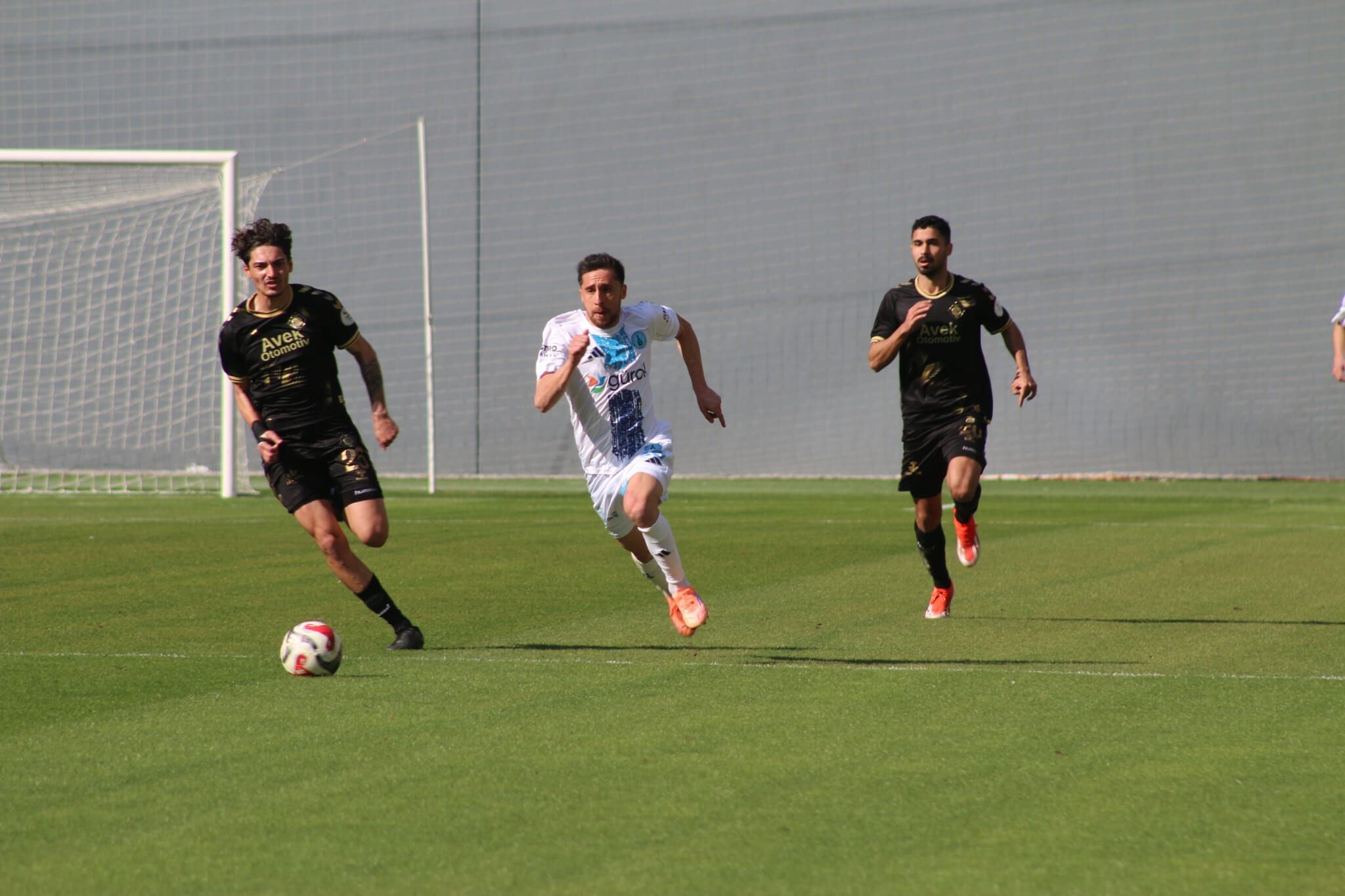 Kütahyaspor Ilk Yarıda Deplasmanda Önde (4)