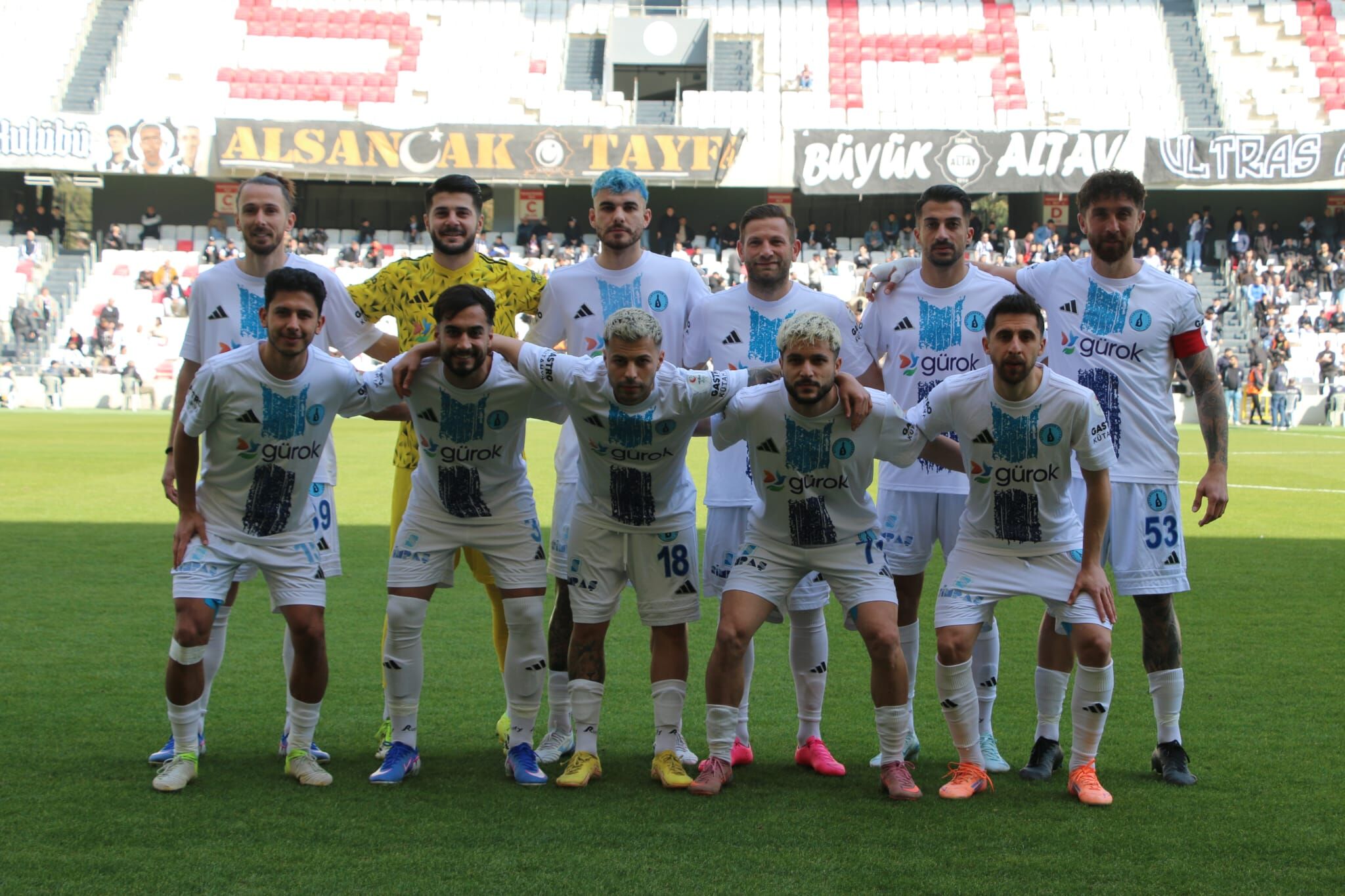 Kütahyaspor Ilk Yarıda Deplasmanda Önde (6)