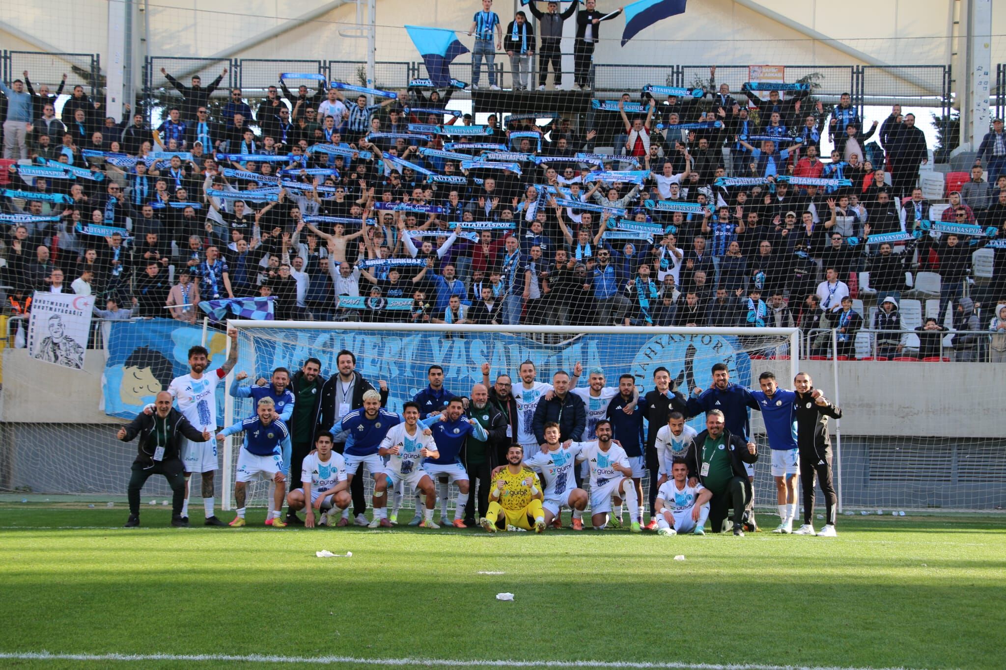 Kütahyaspor, İzmir Deplasmanında Farklı Kazandı