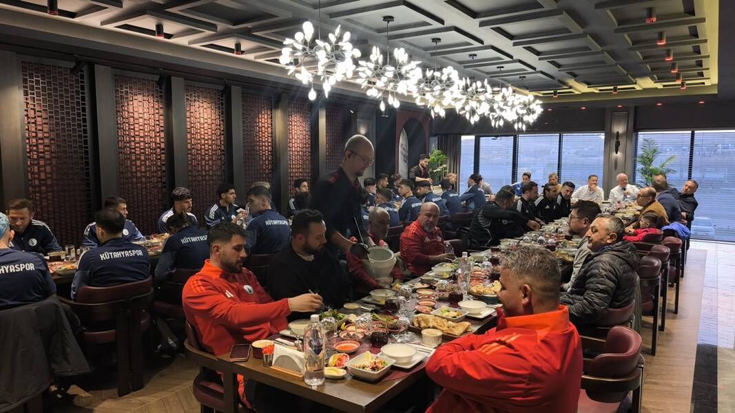 Kütahyaspor Kulübü “Birlik Iftarında” Bir Araya Geldi (1)