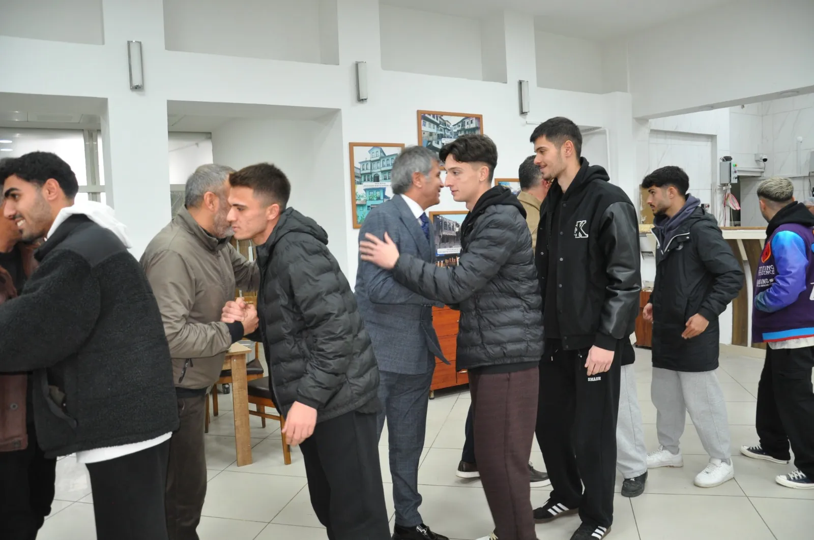 Kütahyaspor’da Yönetim Ve Futbolcular Bayramlaştı 1