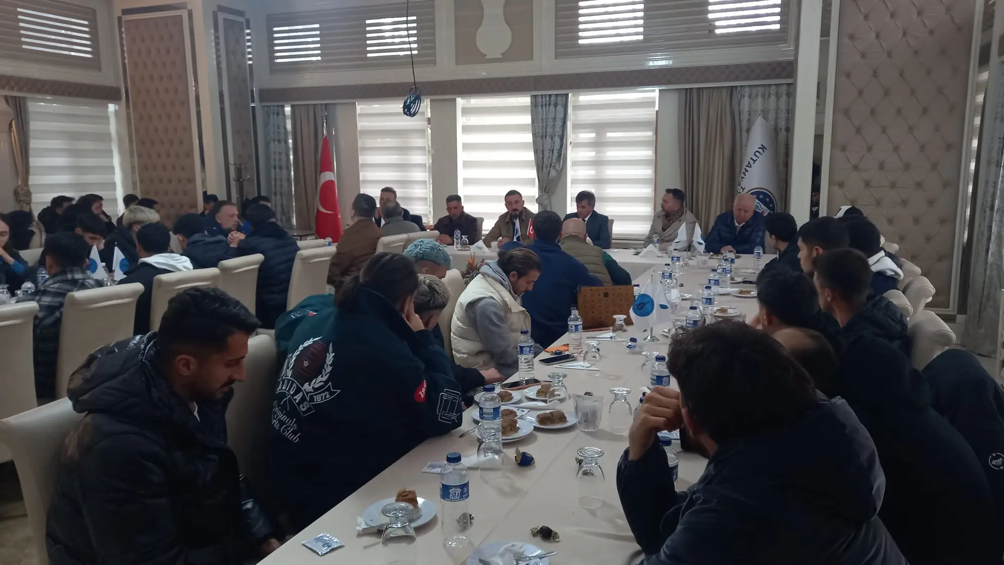 Kütahyaspor’da Yönetim Ve Futbolcular Bayramlaştı 3