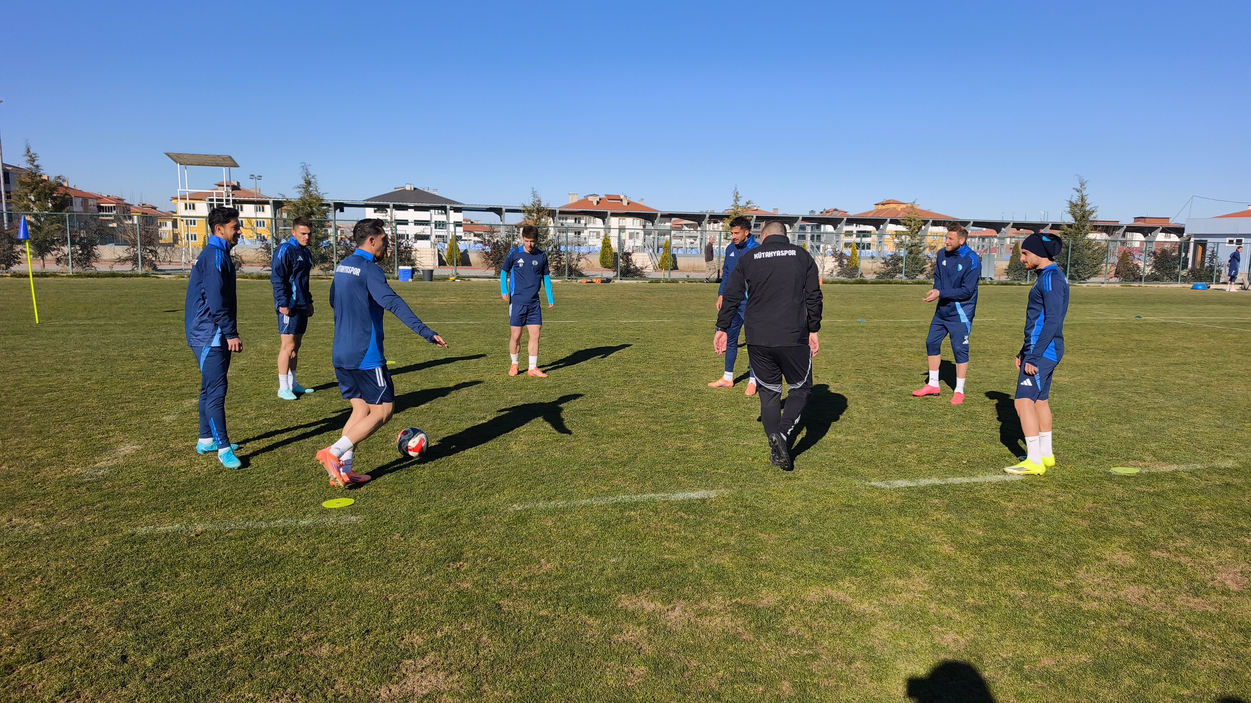 Kütahyasporlu Futbolcular Galibiyete Odaklandı (4)