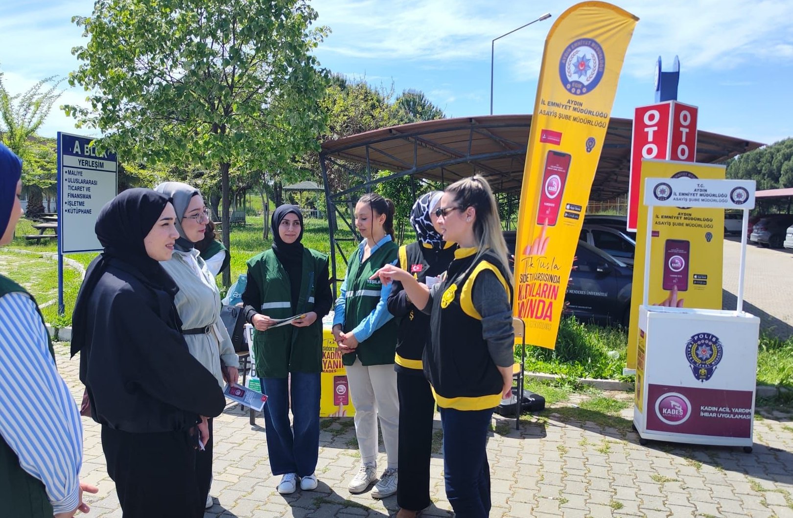 Aydın’da polis ekipleri üniversitede KADES’i anlattı-1