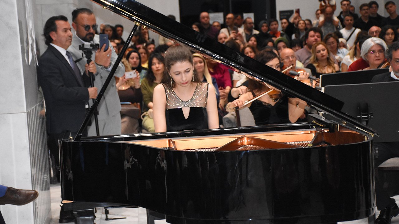 Afyonkarahisar Klasik Müzik Festivali Kapılarını Açtı 3