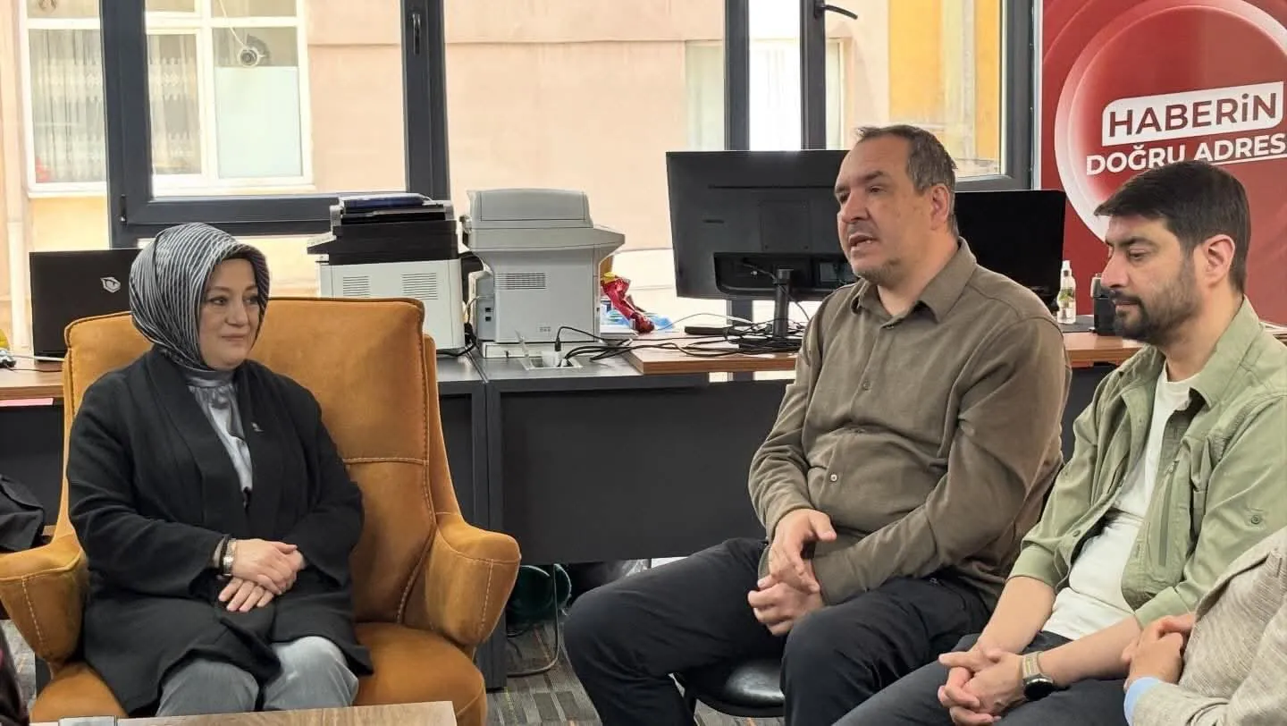 Ak Parti Kütahya’dan Kütahya Ekspres’e Taziye Ziyareti