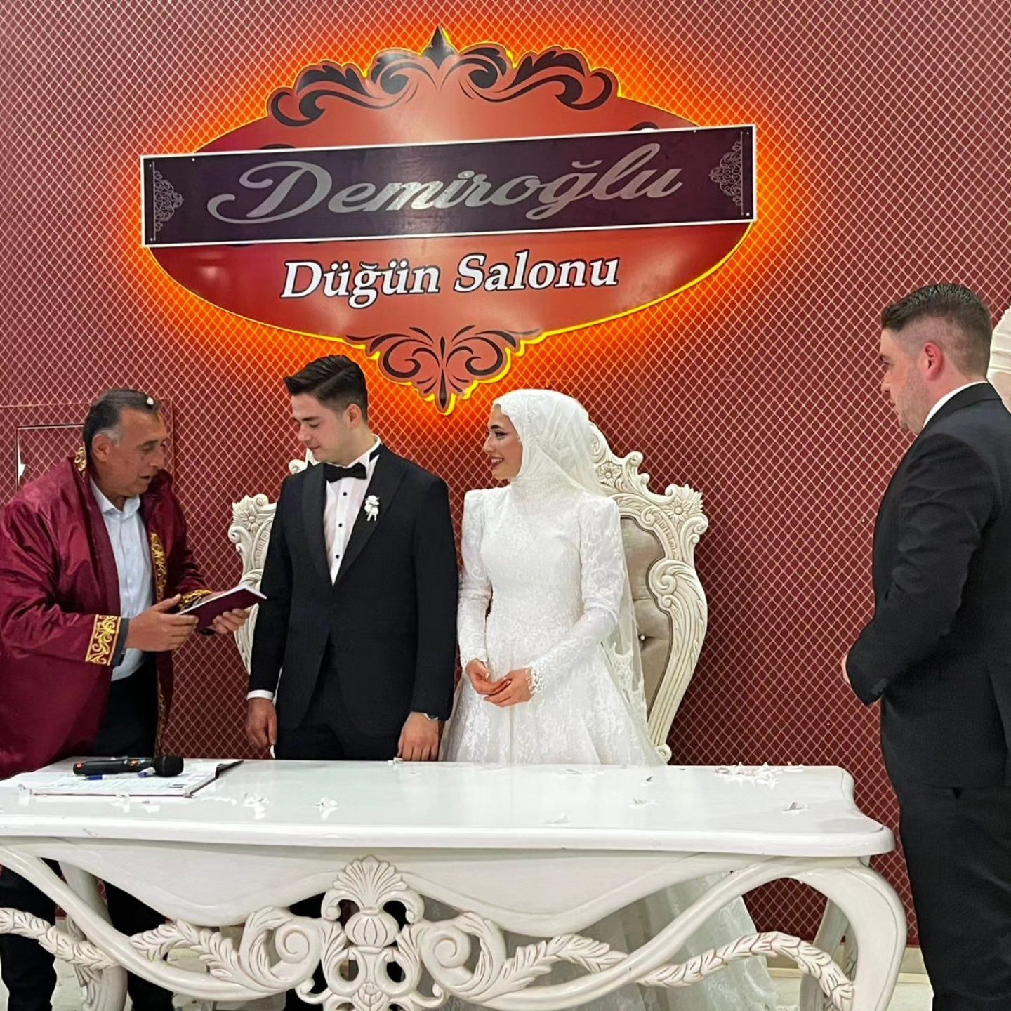 Altıntaş Belediye Başkanı Tunç’tan Anlamlı Nikah Töreni3