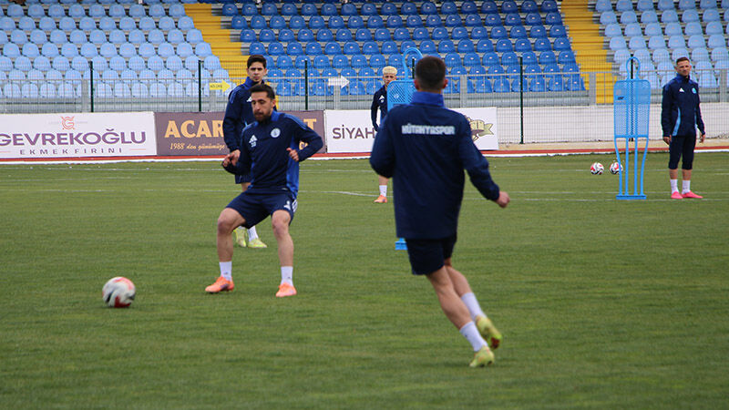 Başkan Altınkaya, Kütahyaspor’un Şampiyonluk Tarihini Açıkladı (3)