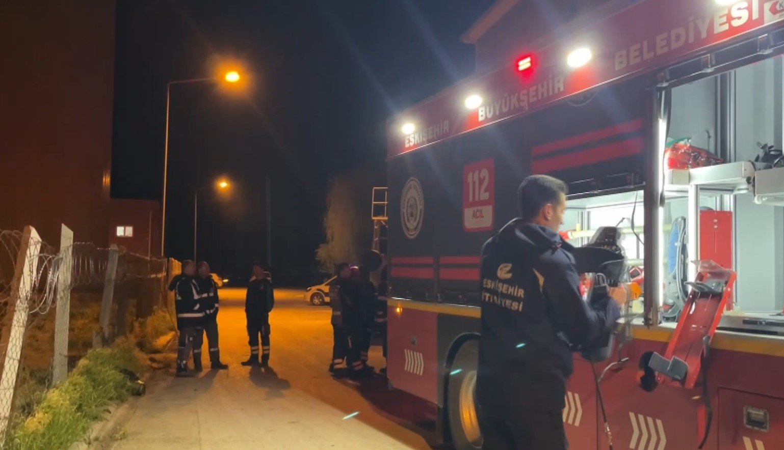 Eskişehir’de Atık Su Arıtma Tesisinde Çıkan Yangın Söndürüldü 2