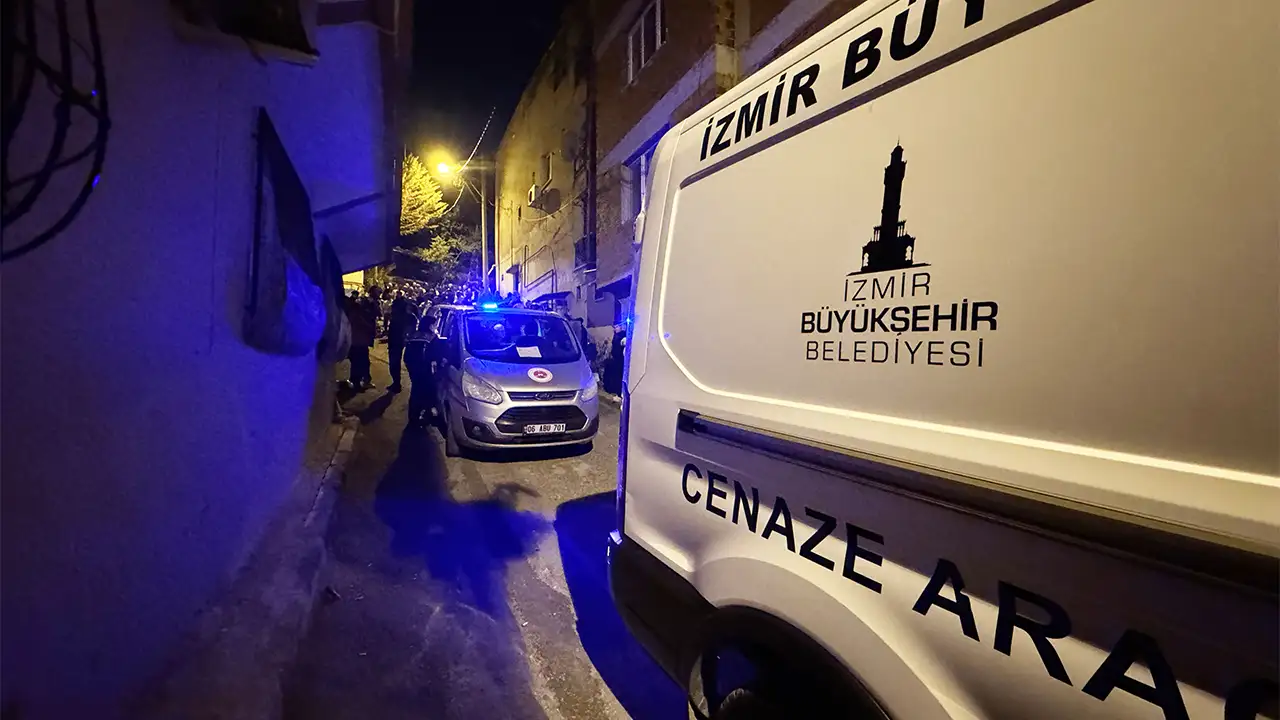 İzmir’de Eşini Öldüren Zanlı Yakalandı1