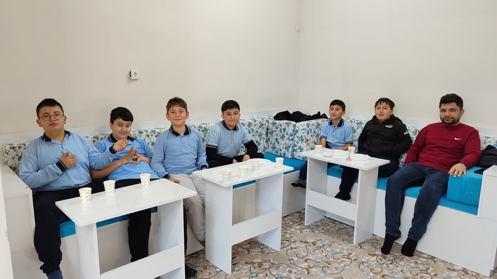 Kütahya Çavdarhisarda Öğrencilerle Kahvaltı Programı Düzenlendi1