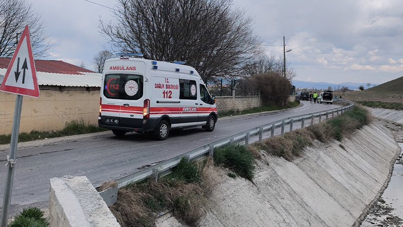 Kütahya Da Inşaat Ustaları Çarpıştı 210426 (6)