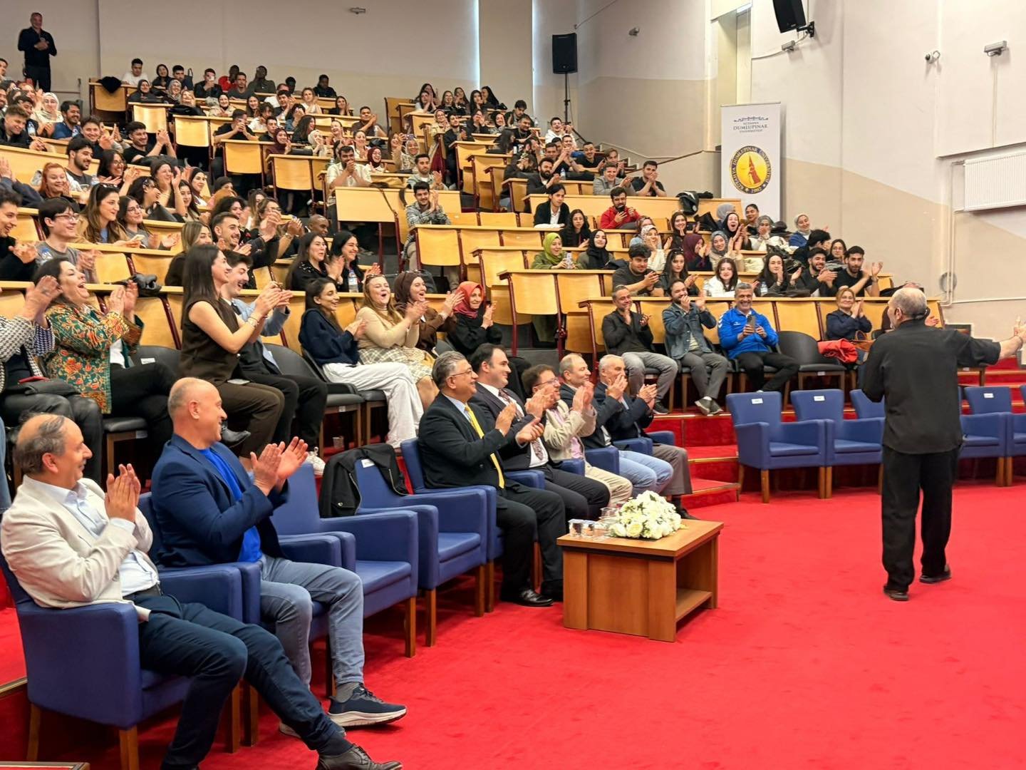 Kütahya Dpü’de “Neyin Peşindesin” Söyleşisi Yapıldı1