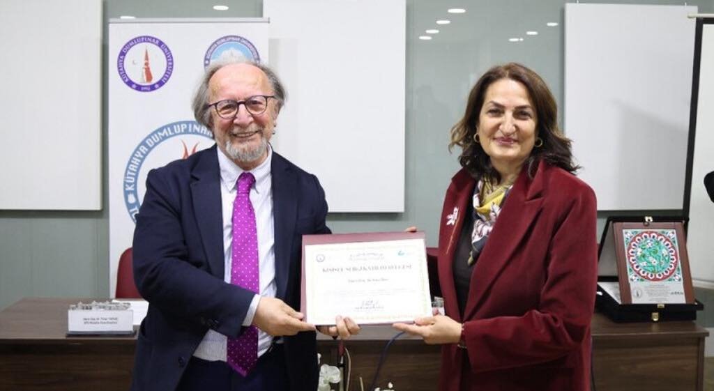 Kütahya Dpü’de Tezhip Sanatı Konferansı Düzenlendi3