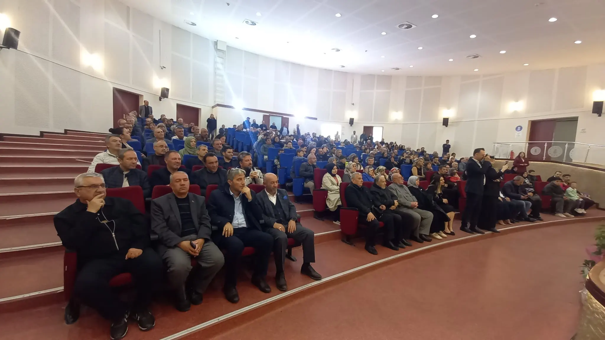 Kütahya Eğitim Camiasının Mutlu Günü 1111