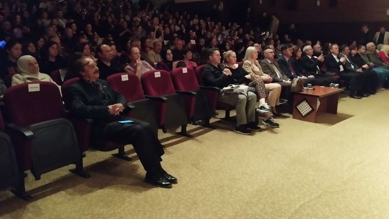 Kütahya Hem Korosu, Kulakların Pasını Sildi 5