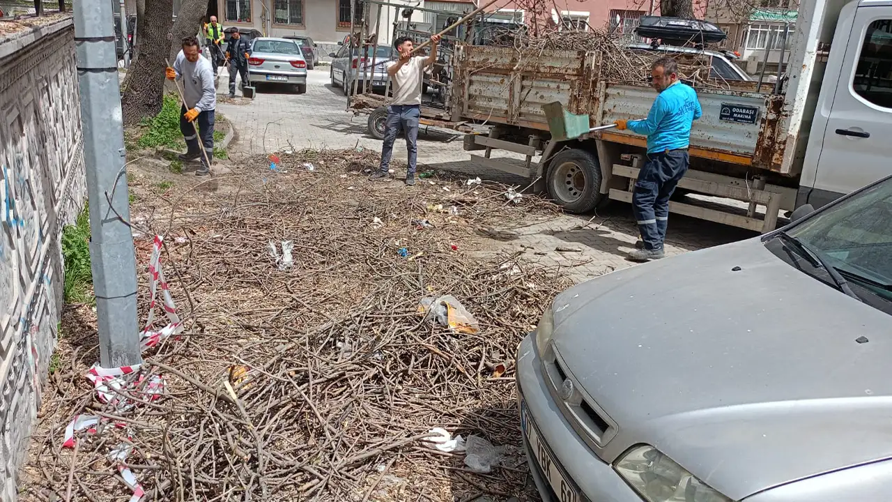Kütahya Meydan Mahallesi'nde Temizlik Çalışması1