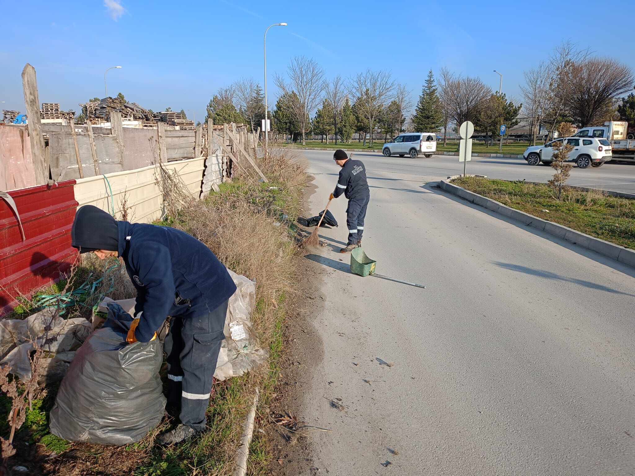 Kütahya Osmangazi Mahallesi’nde Temizlik Çalışması Yapıldı (2)