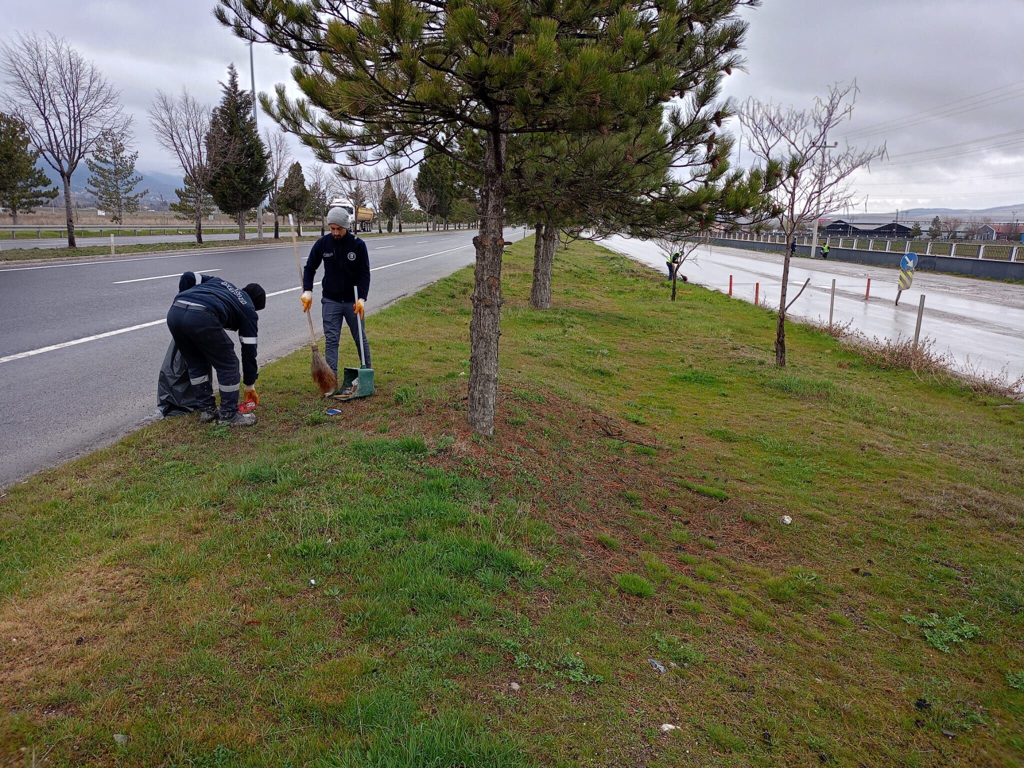 Kütahya Ticaret Borsası Ve Ki̇şgem Hattında Temizlik (5)