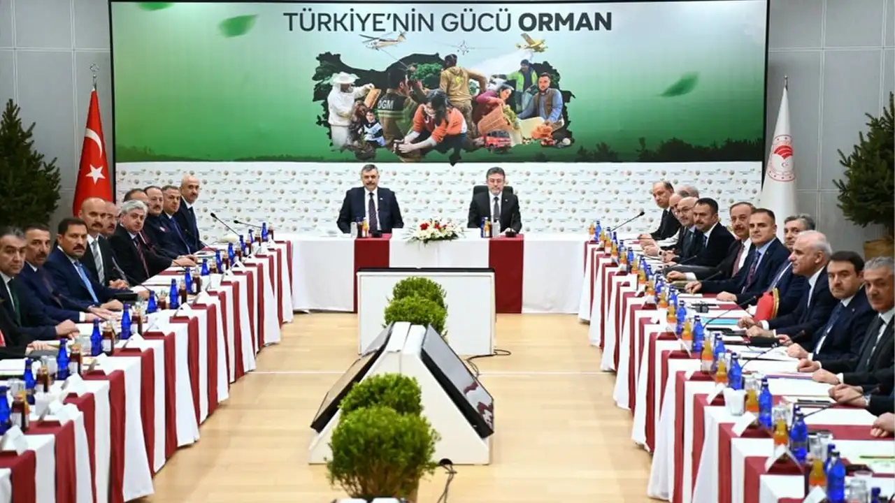 Kütahya Valisi Işın Orman Yangını Toplantısına Katıldı 2