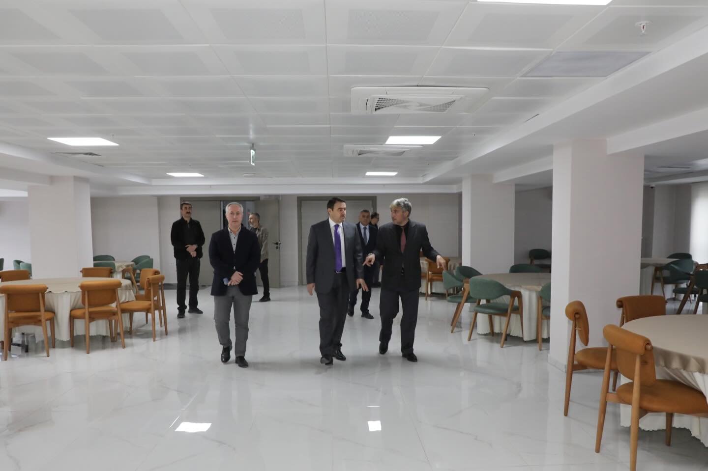 Kütahya Valisi Yeni Öğretmenevinde Incelemelerde Bulundu1