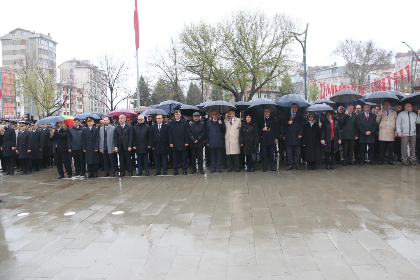 Kütahya’da 23 Nisan Kutlamaları Başladı 1-1