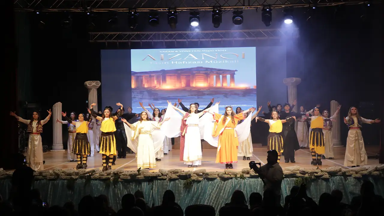 Kütahya’da Aizanoi Antik Kenti Müzikali Sahnelendi4