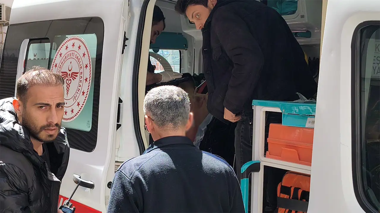 Kütahya'da Baba Ve Oğulun Tartışması Bıçaklanmayla Sonuçlandı3