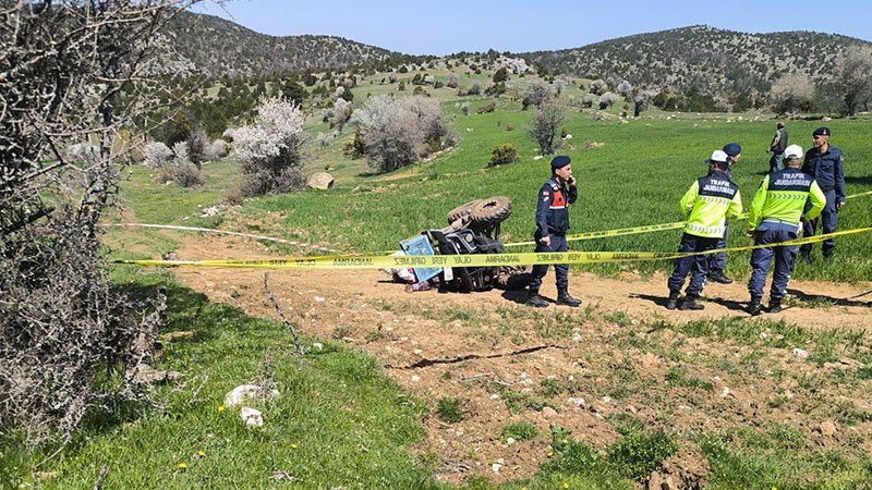 Kütahya'da Devrilen Atv'nin Kadın Sürücüsü Hayatını Kaybetti (1)