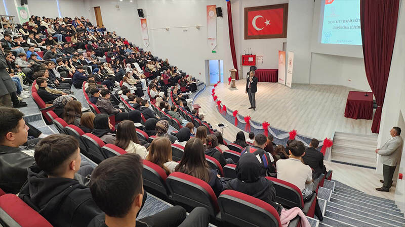 Kütahya’da Esnaf Potansiyeli Olan Öğrencilere Eğitim (4)