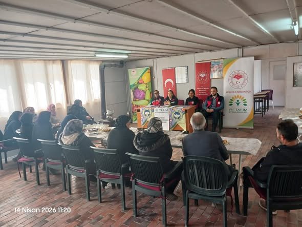 Kütahya’da İyi Tarım Uygulamaları Eğitimi Ve Fidan Kontrolü Yapıldı