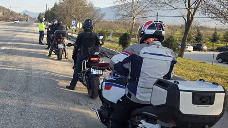 Kütahya’da Jandarmadan Motosiklet Denetimi 00 (1)
