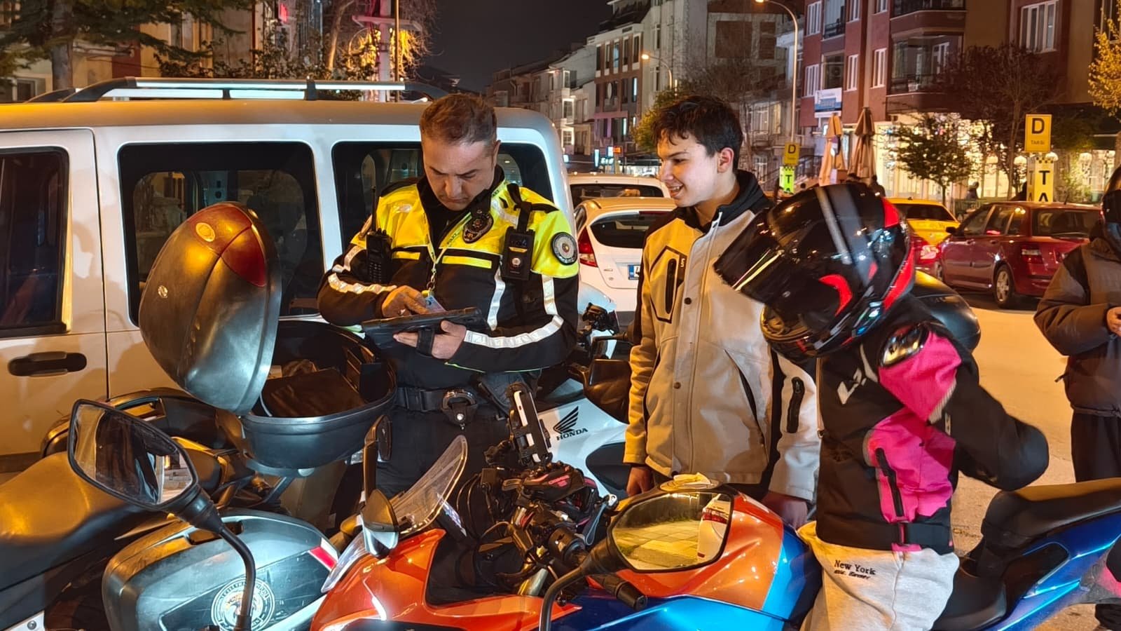 Kütahya’da Motosiklet Sürücülerine “Yüksek Ses” Denetimi (4)