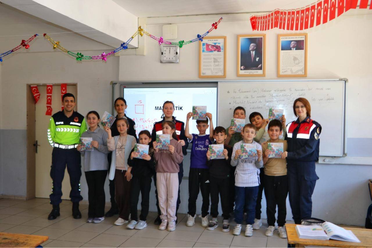 Kütahya’da Öğrencilere Trafik Bilinci Aşılandı (3)