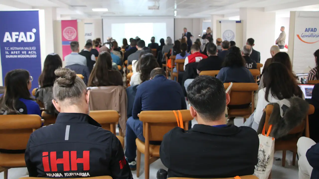 Kütahya'da Olası Afet Ve Çözüm Yolları Konuşuldu4