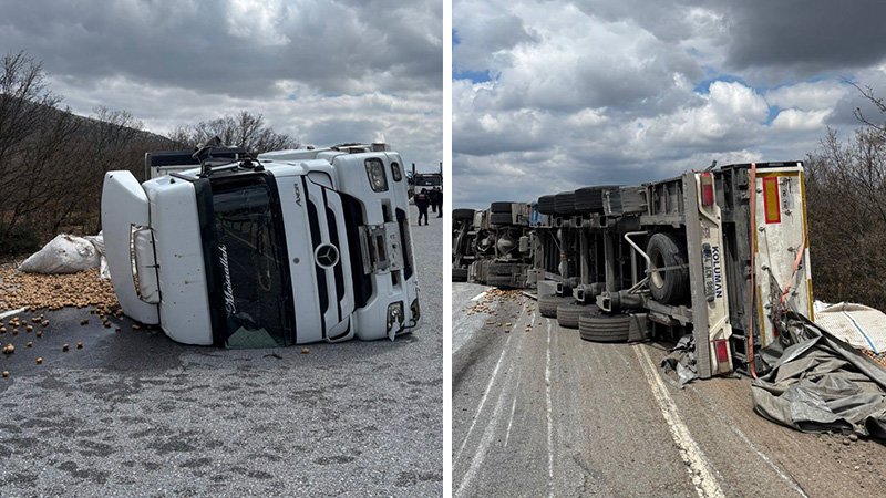 Kütahya’da Patates Yüklü Tır Devrildi, Yol Kapandı (3)
